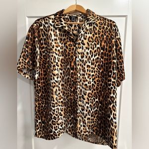 Forever 21 Cheetah Button-Up Shirt. Size - XL.